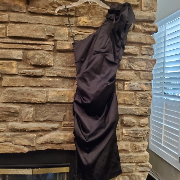 SUPER SEXY CACHE DRESS SZ 2 - Picture 2 of 6